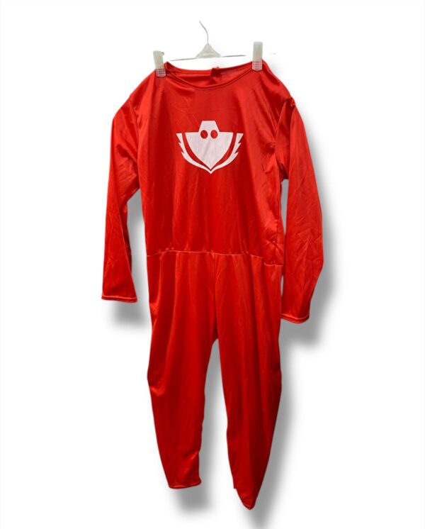 TRAJE ROJO