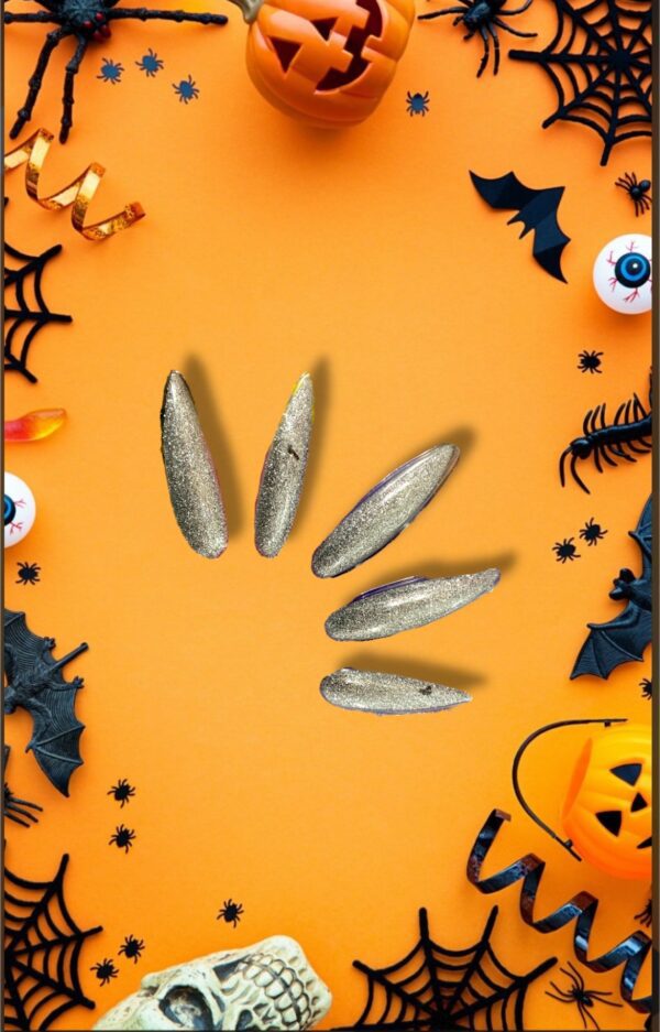 HALLOWEEN UÑAS GARRAS