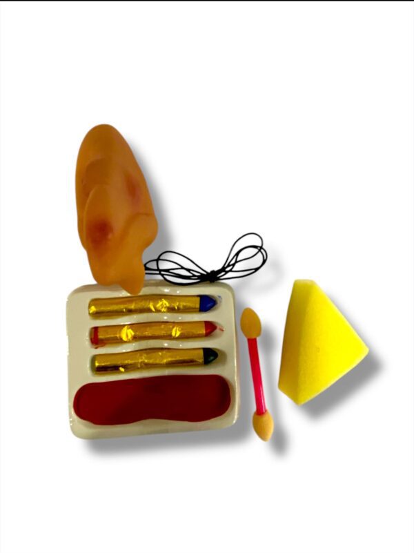 KIT OREJA Y MAQUILLAJE