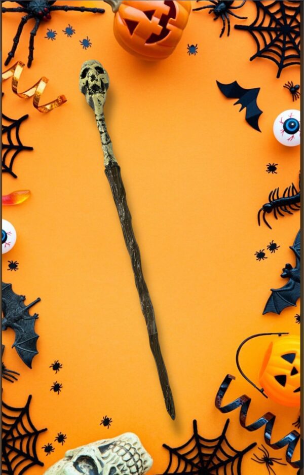 HALLOWEEN BASTON LARGO CON CALAVERA