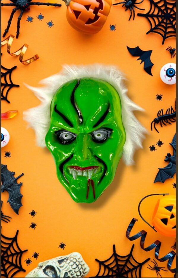 HALLOWEEN MASCARA VIEJO CON PELO Y COLMILLOS