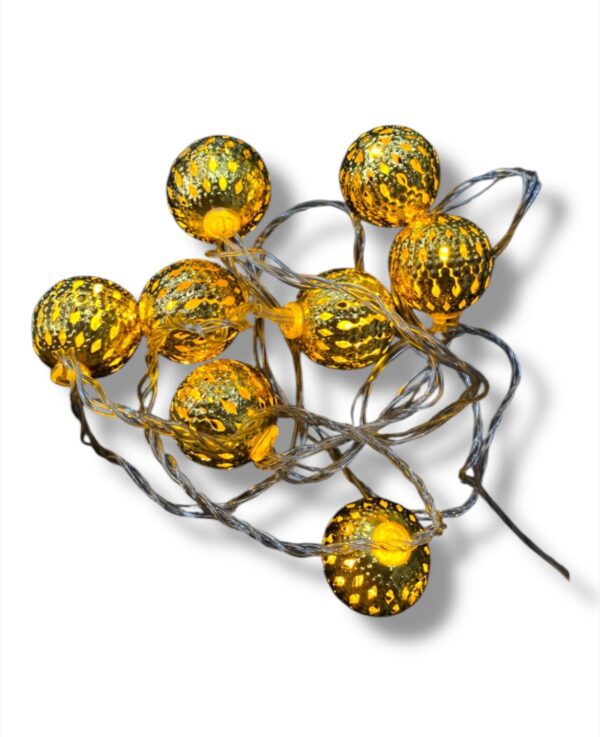 DE CASCABELES DORADOS