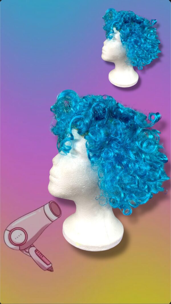 PELUCA AFRO EN CELESTE