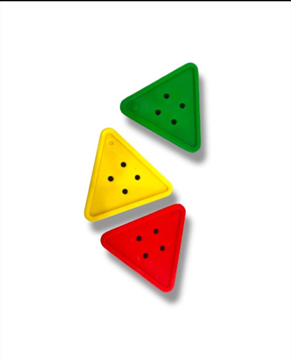 DE TRIANGULOS 4cm