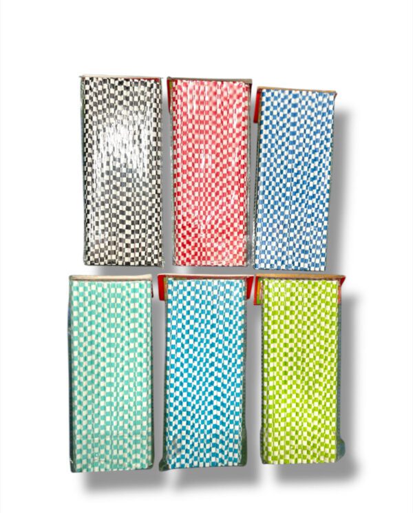 DISEÑO CON CUADRADITOS DE COLORES