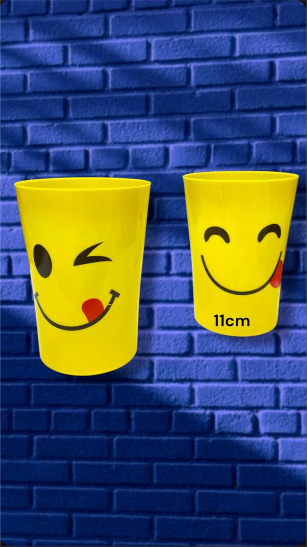 VASOS CON TAPA - DE EMOJIS 11cm
