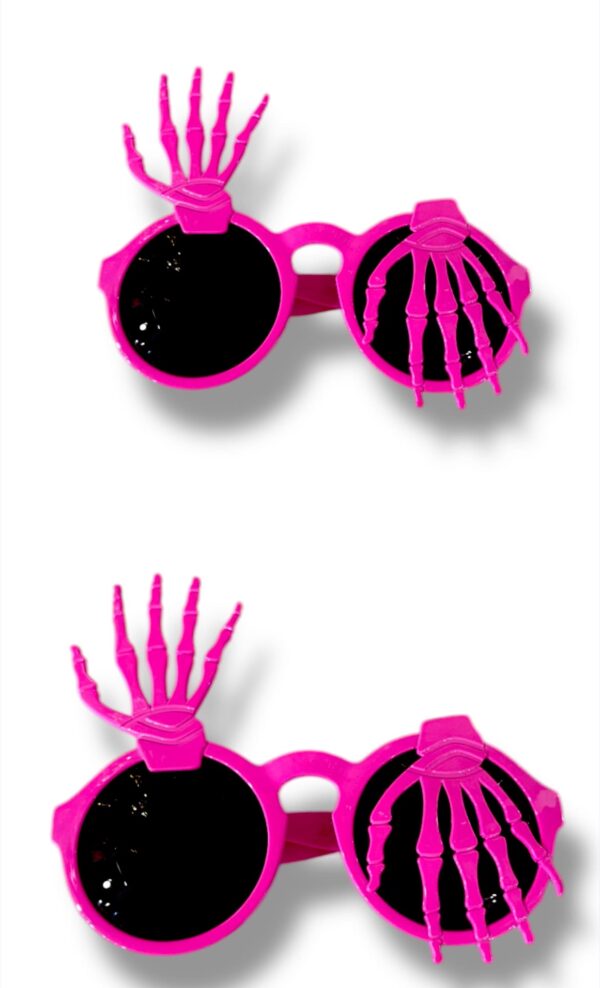 MANOS DE CALAVERA